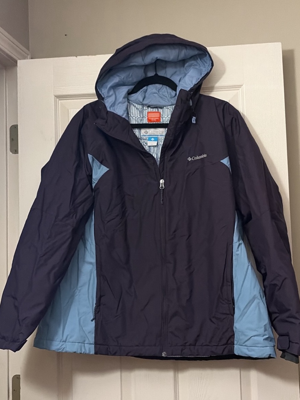 Columbia Women's Dark Navy and Light Blue Hooded Ski Jacket